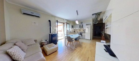 2 bedrooms Apartment in Monte Urano, Italy No. 300494 6