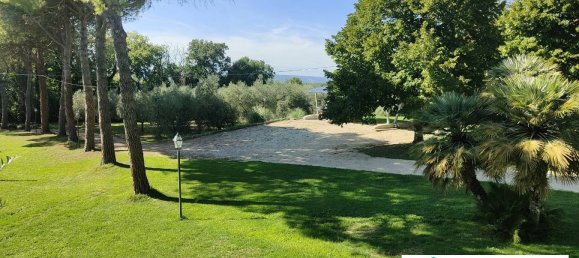 5 bedrooms House in Giove, Italy No. 370630 7