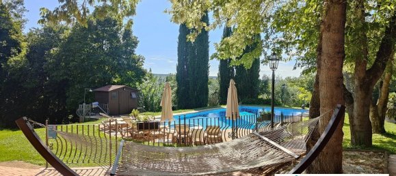 5 bedrooms House in Giove, Italy No. 370630 3