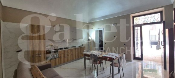 2 bedrooms Apartment in Boscotrecase, Italy No. 340054 6