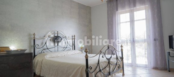 4 bedrooms Villa in Parete, Italy No. 225157 14