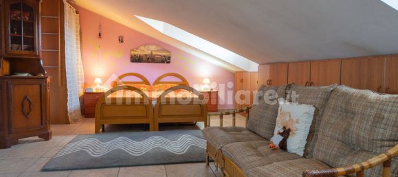 4 bedrooms Villa in Parete, Italy No. 225157 26