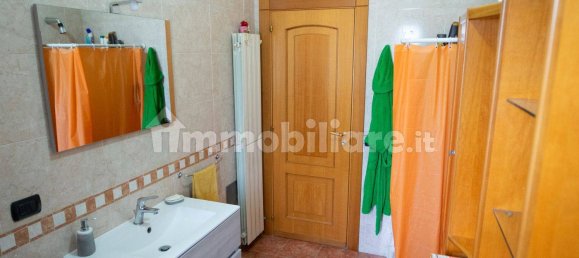 4 bedrooms Villa in Parete, Italy No. 225157 6
