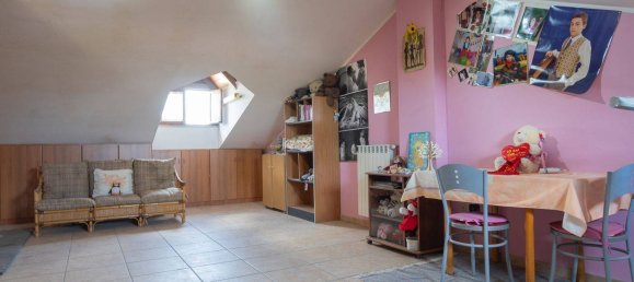 4 bedrooms Villa in Parete, Italy No. 225157 24