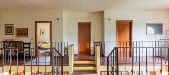 Вилла с 7 комнатами в Малальберго, Италия № 175754 2