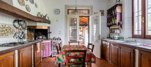 Вилла с 7 комнатами в Малальберго, Италия № 175754 18