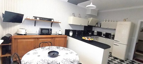 4 Schlafzimmer Haus in La Ferte-Saint-Cyr, France, Nr. 70948 6