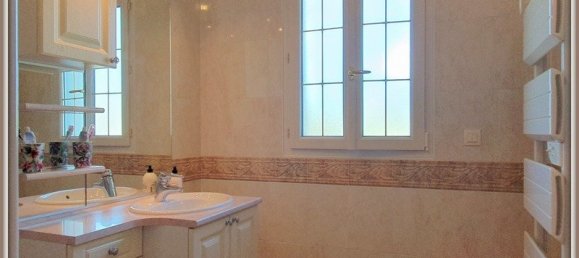 5 غرف نوم منزل في Sainte-Savine, France رقم 154848 20