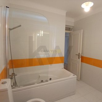 3 bedrooms Apartment in Cascais, Portugal No. 111181