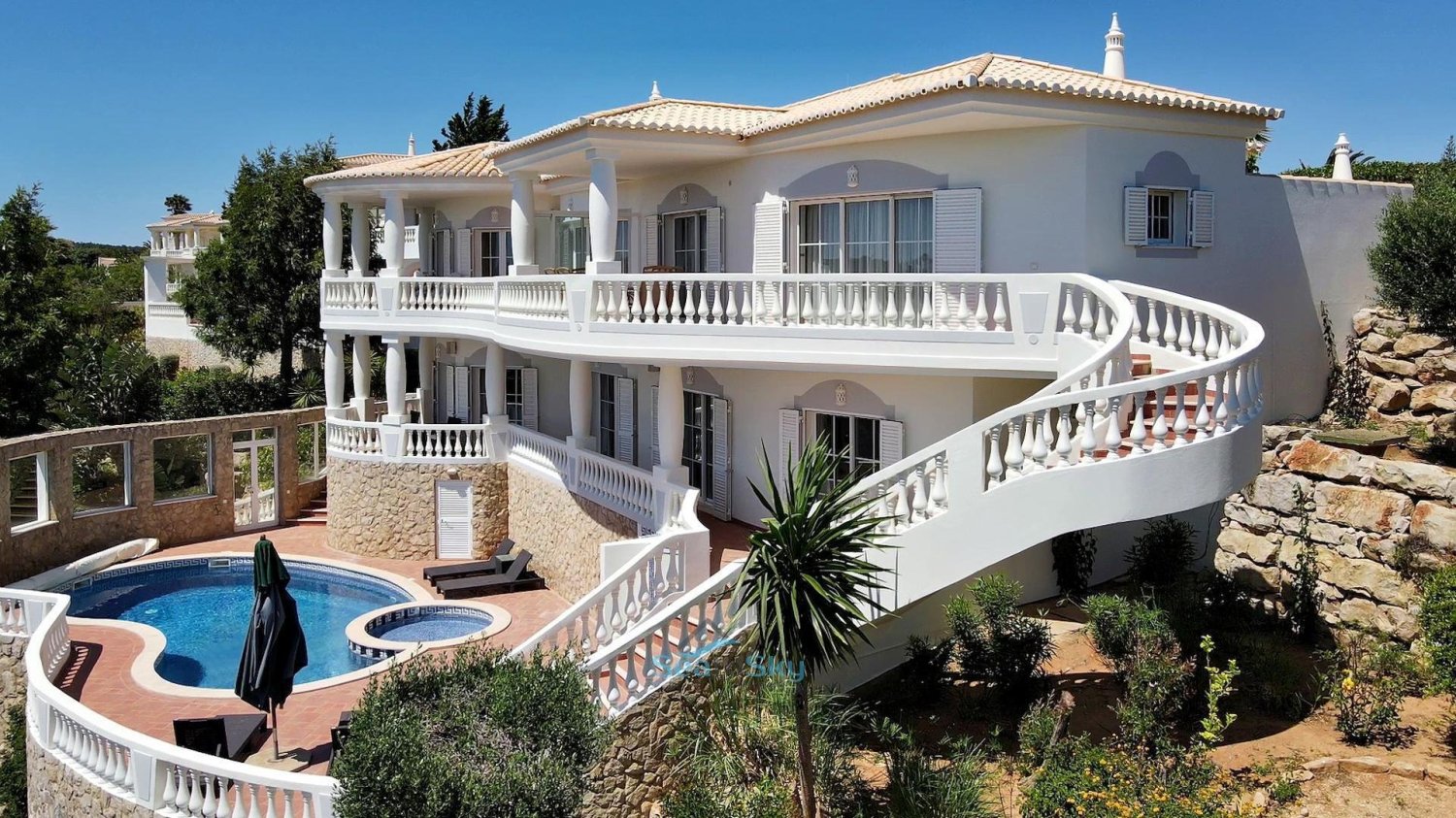 5 bedrooms Villa in Budens, Portugal No. 275778