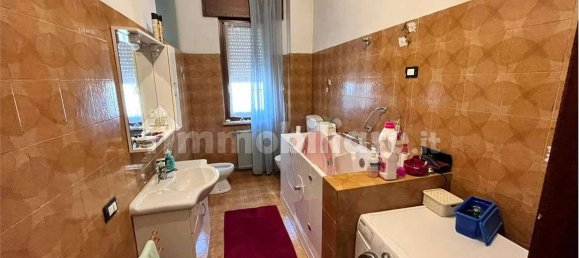 4 bedrooms House in San Bonifacio, Italy No. 80525 6