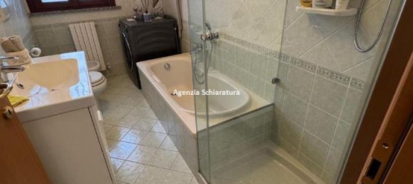 Apartamento de 5 habitaciónes en Montelabbate, Italy No. 35119 11