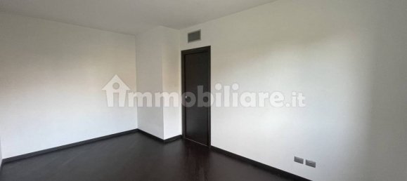 3 chambres Appartement à Romano di Lombardia, Italy No. 62097 17
