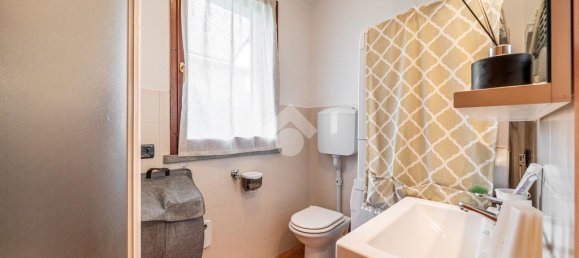 Дуплекс с 2 спальнями в Реджо Эмилия, Италия № 273382 11