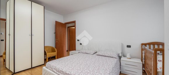 Дуплекс с 2 спальнями в Реджо Эмилия, Италия № 273382 14