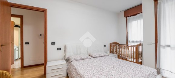 Дуплекс с 2 спальнями в Реджо Эмилия, Италия № 273382 15