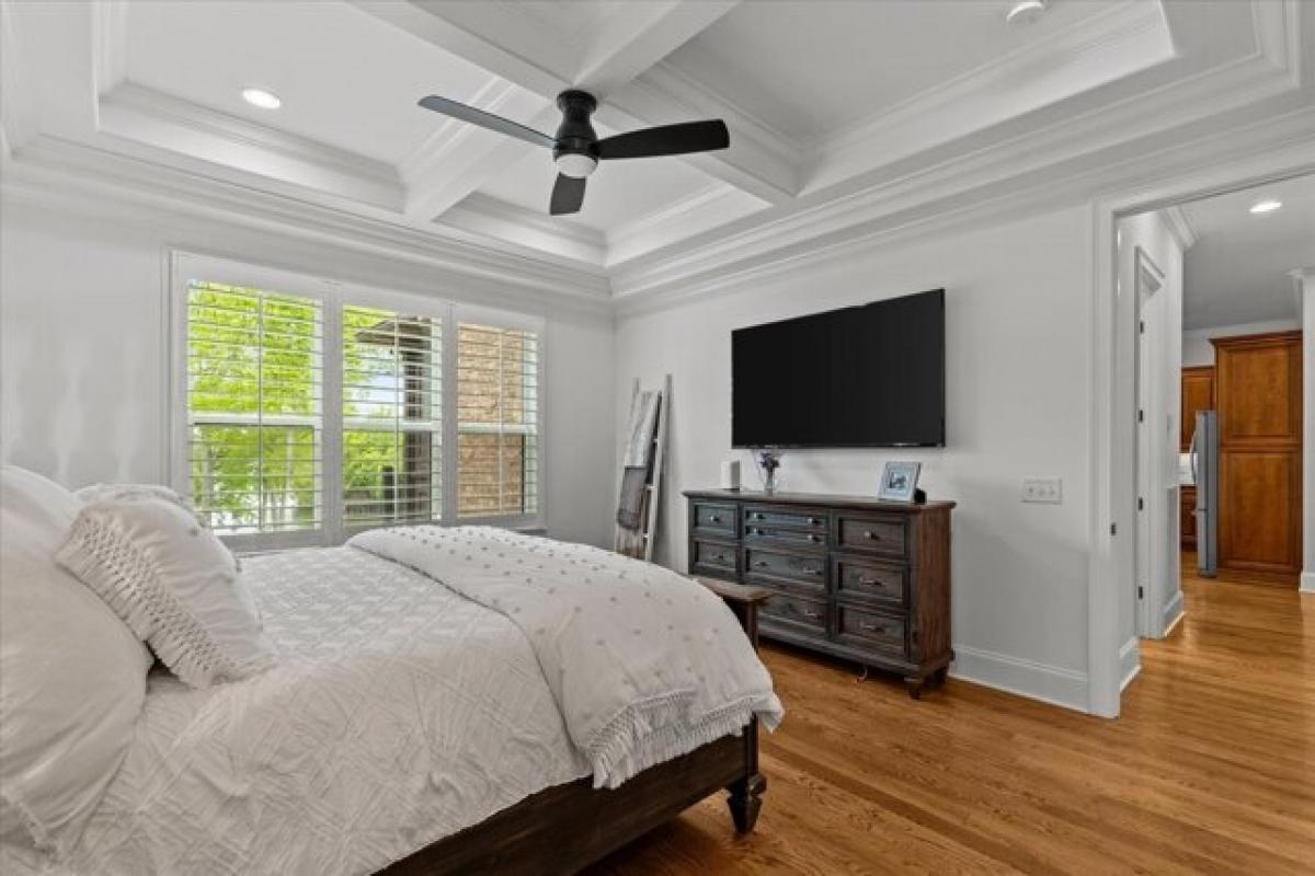 Дом с 5 спальнями в Хендерсонвилл, США № 380355