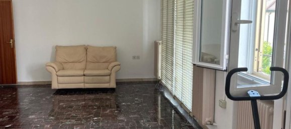 4 bedrooms House in Padua, Italy No. 339802 2