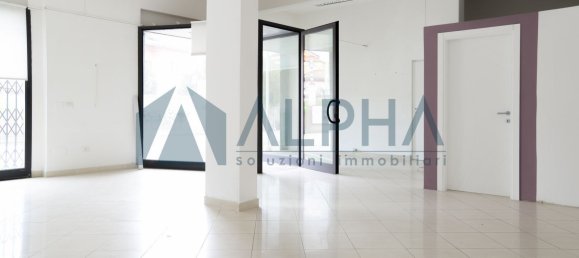 80m² Commercial property in Bellaria Igea Marina, Italy No. 128603 2