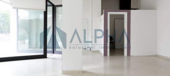 80m² Commercial property in Bellaria Igea Marina, Italy No. 128603 5