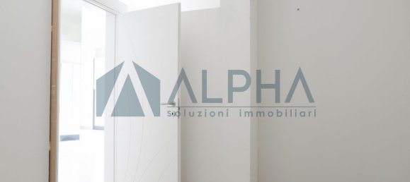 80m² Commercial property in Bellaria Igea Marina, Italy No. 128603 9