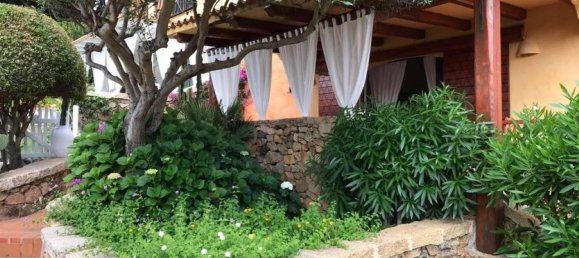 Apartamento de 3 habitaciónes en Arzachena, Italy No. 146570 3