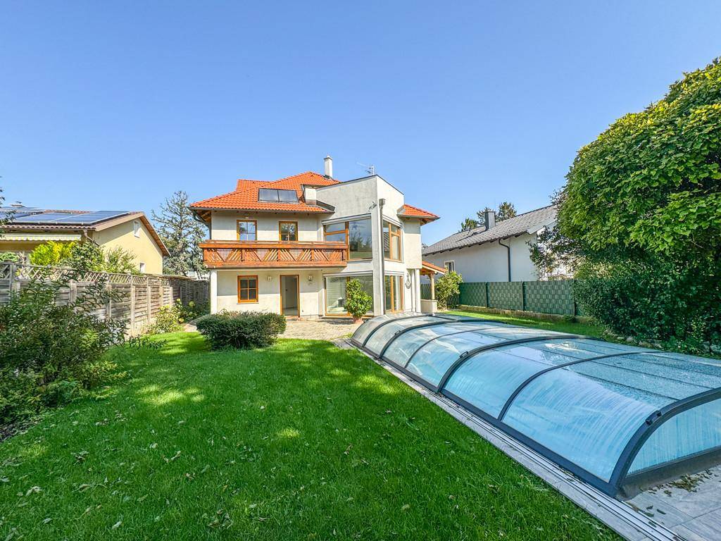 Casa de 7 habitaciónes en Gerasdorf bei Wien, Austria No. 81064