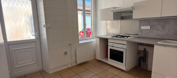 Casa de 3 dormitorios en Nogent, France No. 346075 3