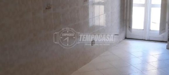 Apartamento de 3 divisões em San Potito Ultra, Italy N.º 66729 3