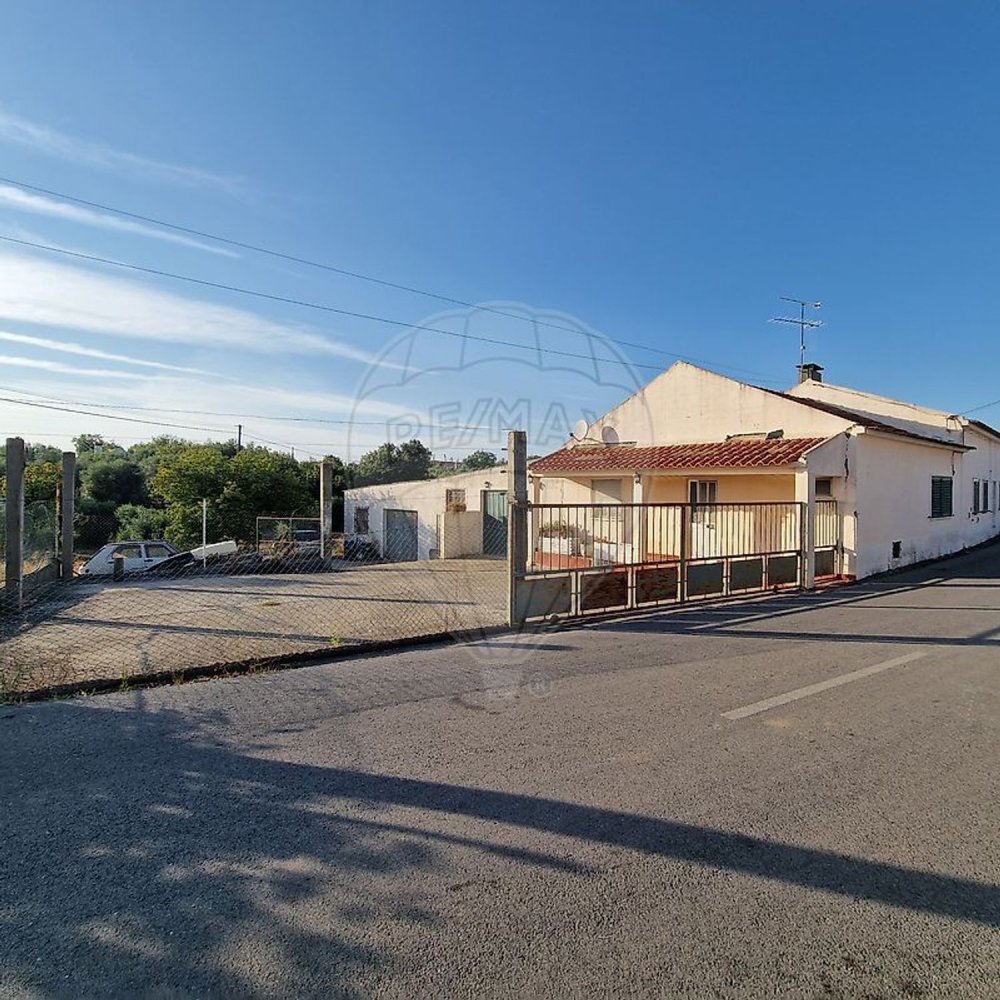 Casa de 3 dormitorios en Torres Novas, Portugal No. 26437