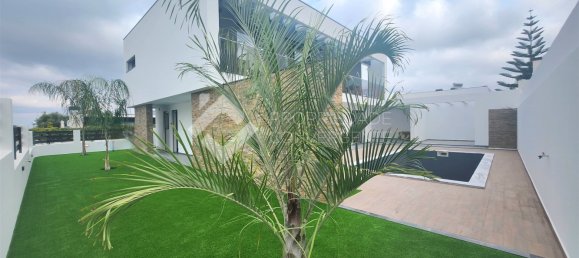 4 bedrooms House in Setubal, Portugal No. 145836 3