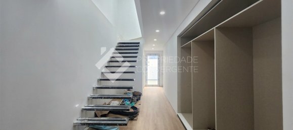 4 bedrooms House in Setubal, Portugal No. 145836 10