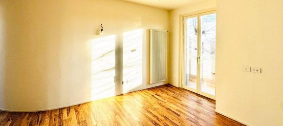 3 bedrooms Villa in Forlì, Italy No. 313164 9