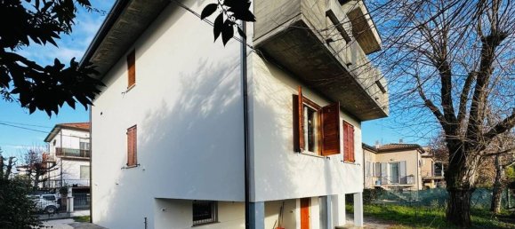 3 bedrooms Villa in Forlì, Italy No. 313164 43