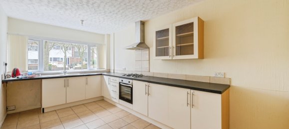 3 Schlafzimmer Haus in Rugeley, United Kingdom, Nr. 1948 3