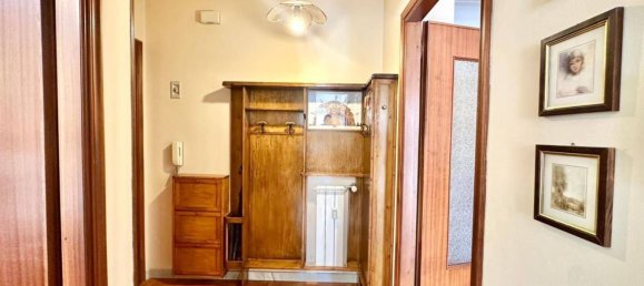 2 bedrooms Apartment in Pietra Ligure, Italy No. 372164 2