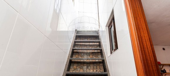 3 bedrooms House in Vimieiro, Portugal No. 29481 30