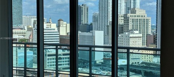 3 Schlafzimmer Wohnung in Miami, USA, Nr. 615949 18