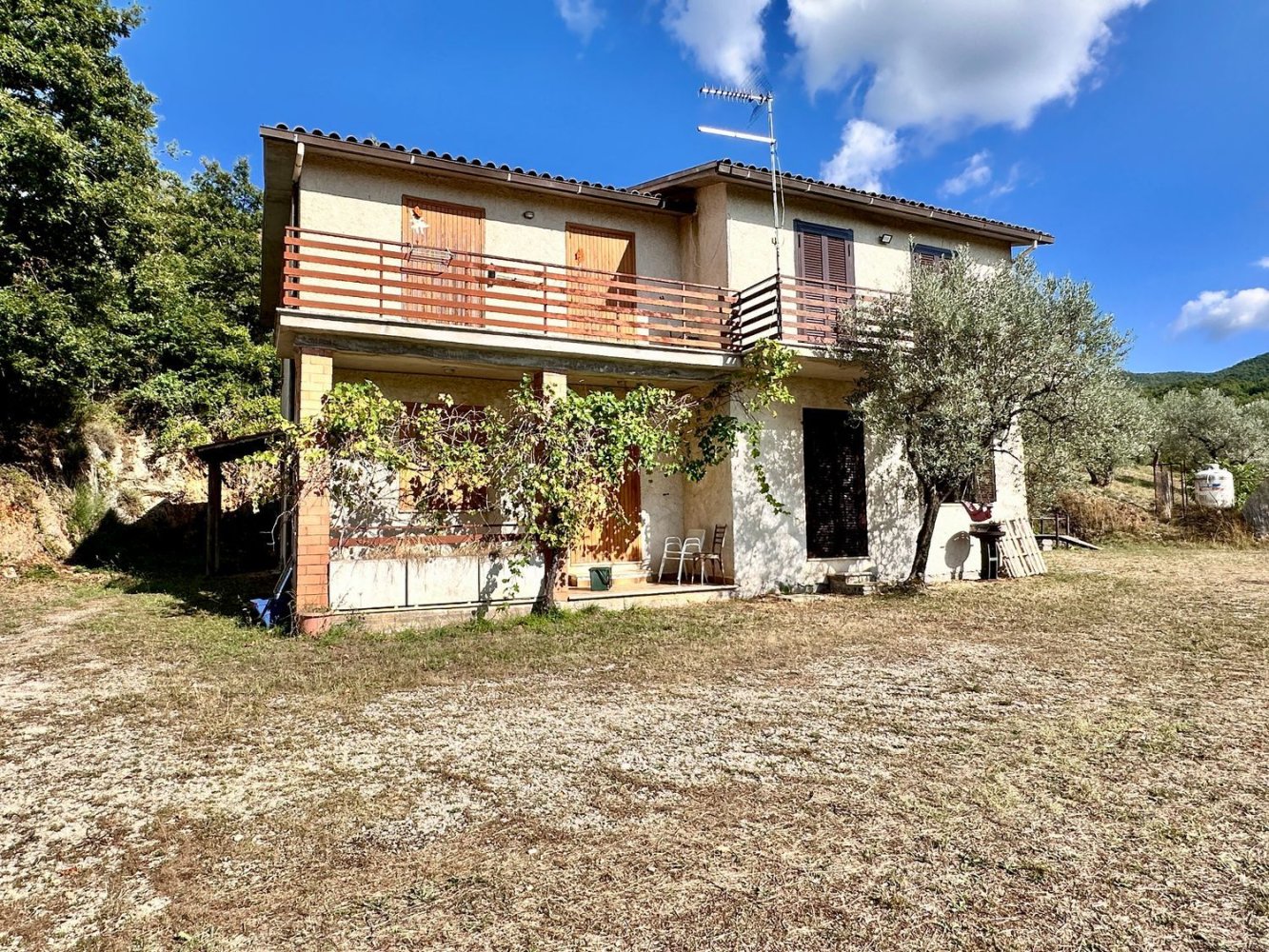 5 bedrooms Villa in Torricella in Sabina, Italy No. 343953