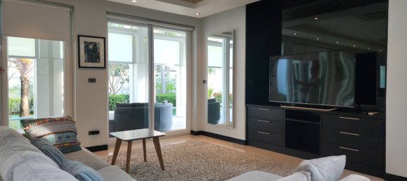 4 bedrooms Cafe / restaurant in Pattaya, Thailand No. 728 14