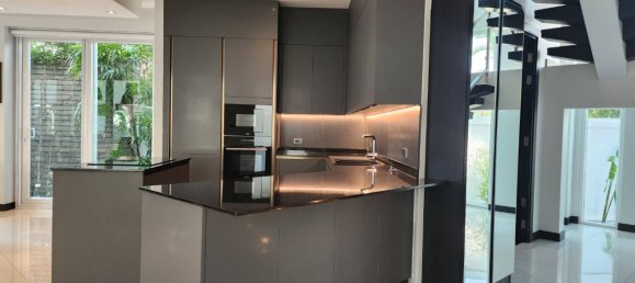 4 bedrooms Cafe / restaurant in Pattaya, Thailand No. 728 19