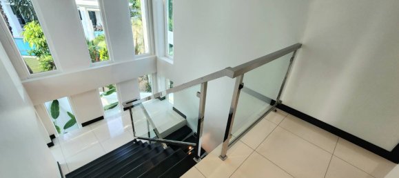 4 bedrooms Cafe / restaurant in Pattaya, Thailand No. 728 26