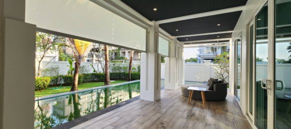 4 bedrooms Cafe / restaurant in Pattaya, Thailand No. 728 12