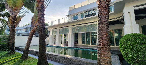 4 bedrooms Cafe / restaurant in Pattaya, Thailand No. 728 7