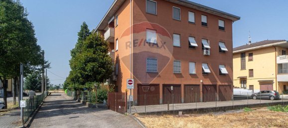 3 bedrooms Apartment in Parma, Italy No. 311293 21