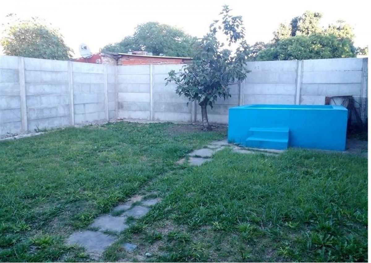 Дом с 2 спальнями в Bermudez, Аргентина № 100122