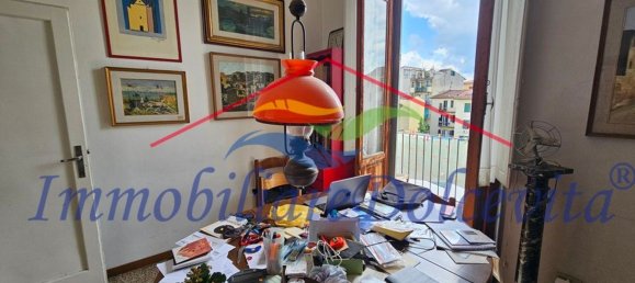 7 bedrooms Duplex in Florence, Italy No. 323142 8