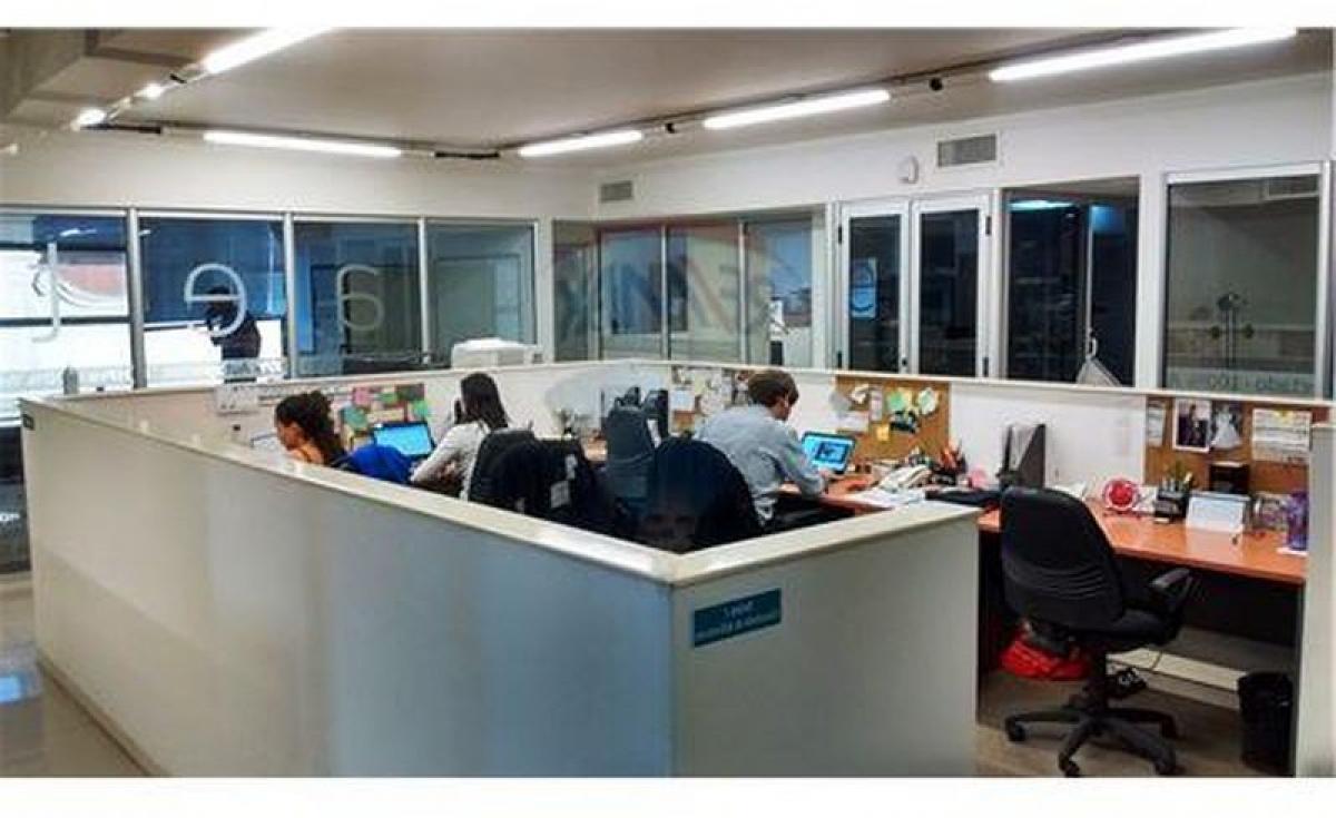 300m² Office in Buenos Aires, Argentina No. 105527