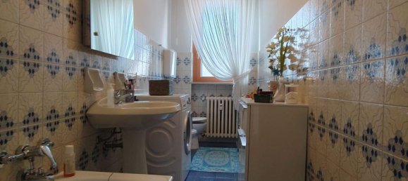 5 rooms Apartment in Alessandria, Italy No. 220397 16