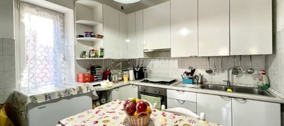 2 bedrooms Apartment in Rome, Italy No. 90540 3